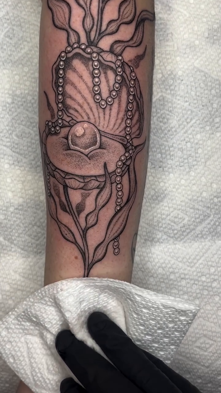 Tattoo by @stabbybrooks — fine_line, black_and_grey