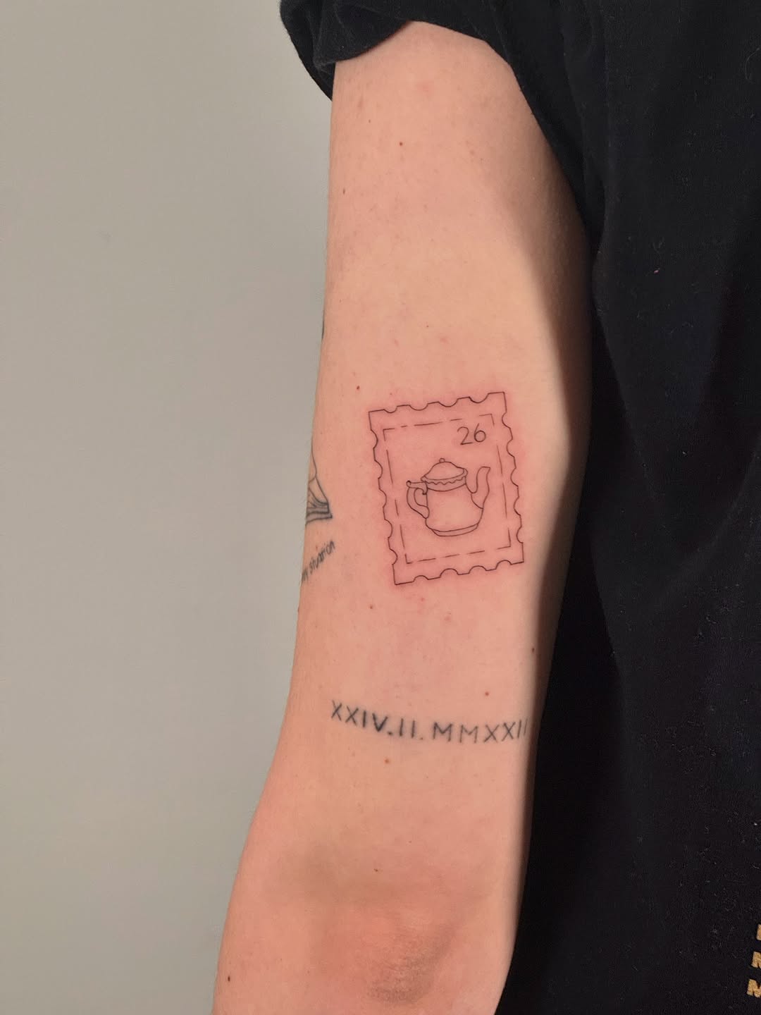 Tattoo by @jules__ink β fine_line
