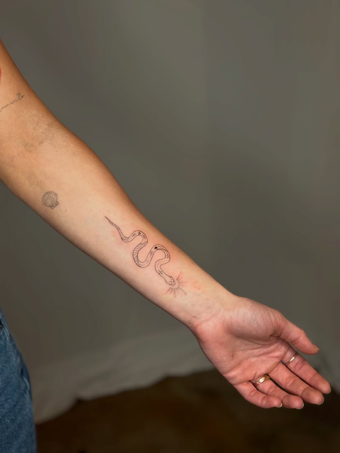 Tattoo by @jules__ink β fine_line
