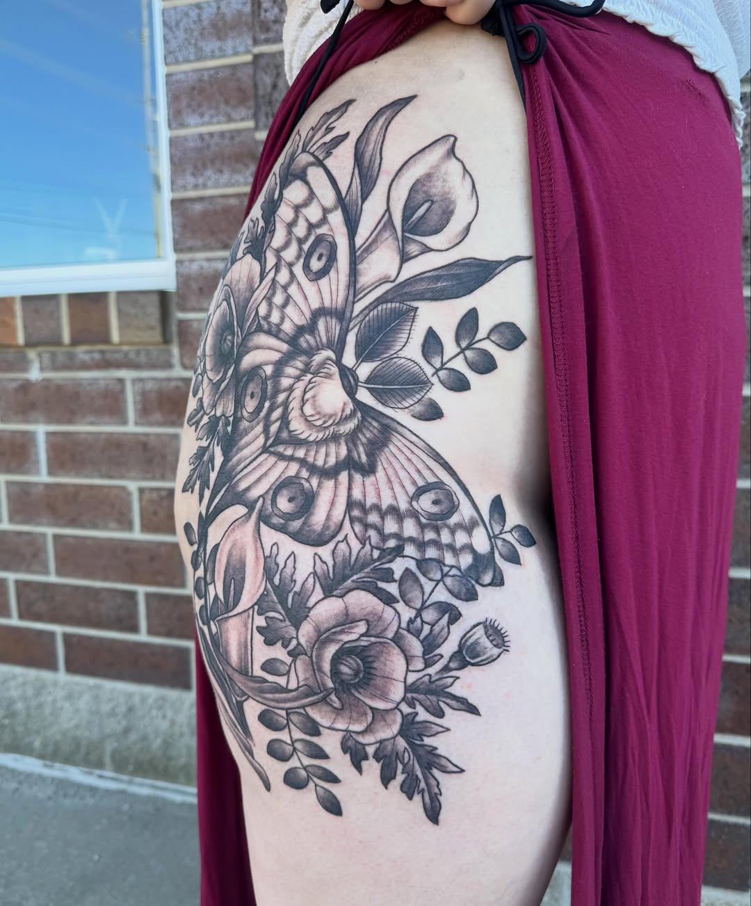 Tattoo by @tattoosbynikkipowills — black_and_grey, realism