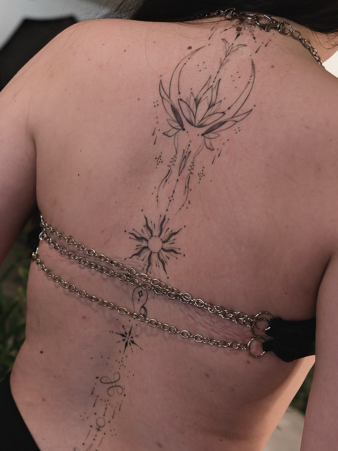Tattoo by @vudi_tattoo — fine_line, dotwork
