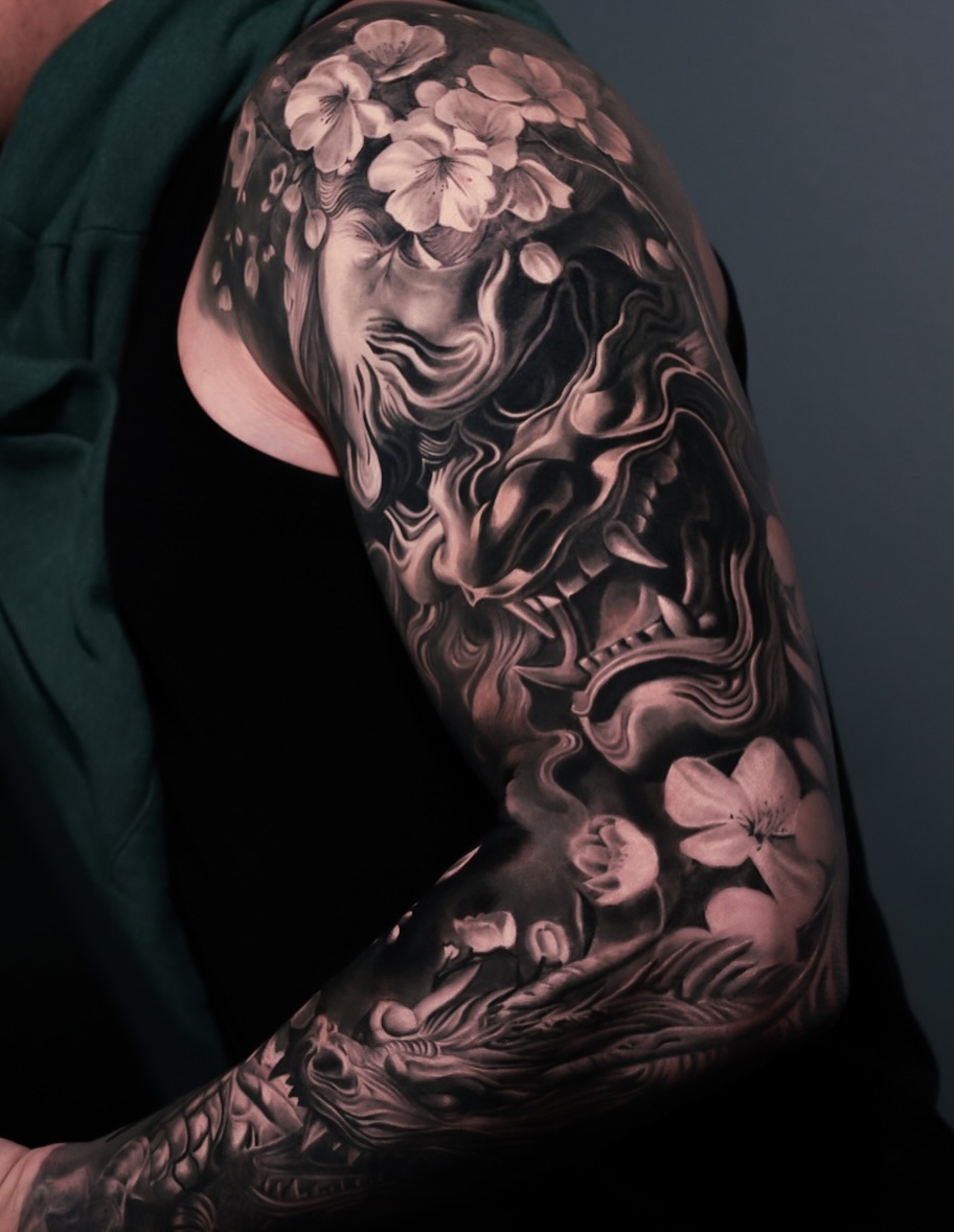 Tattoo by @lange_tattoo β black_and_grey, realism