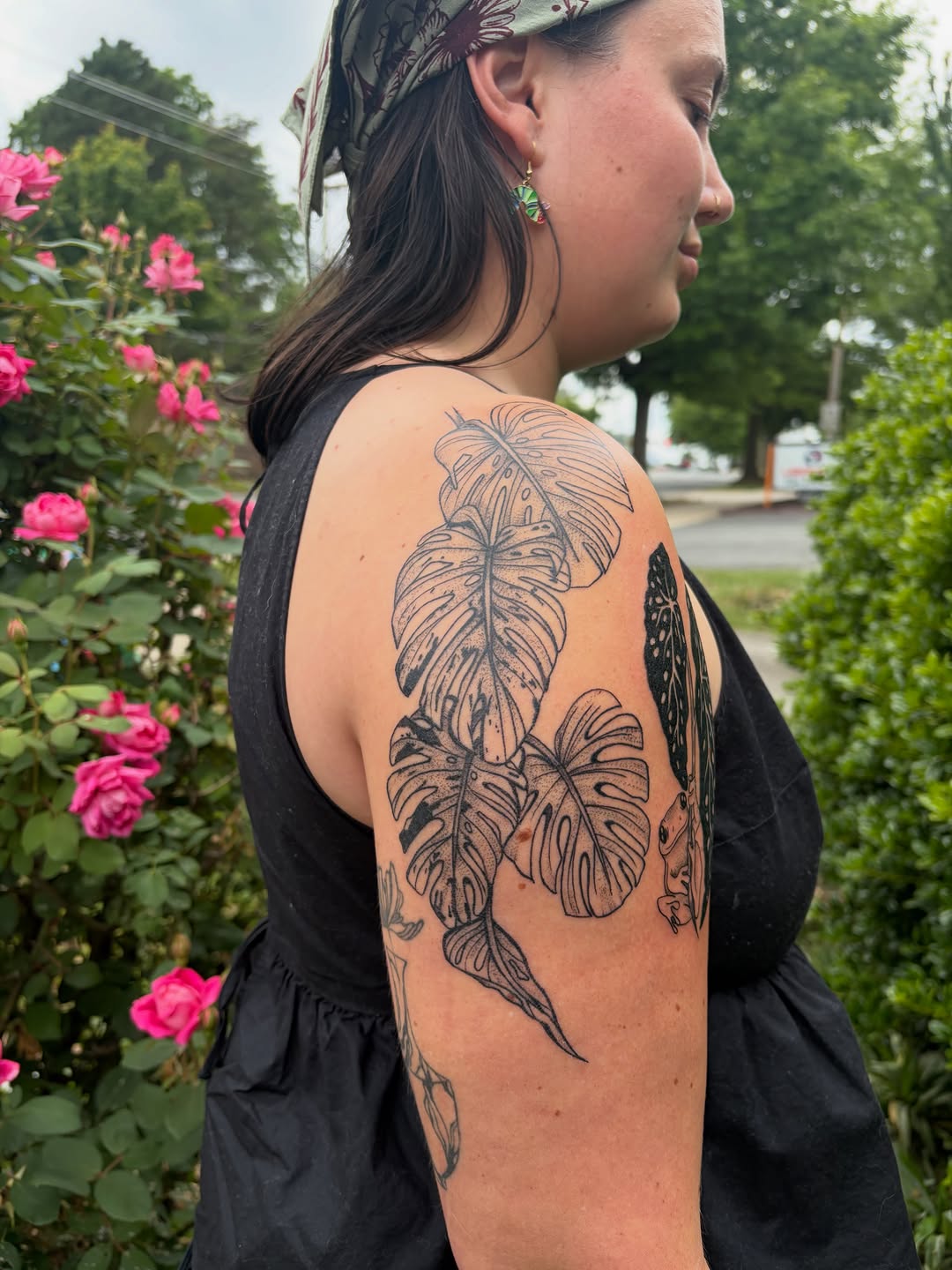 Tattoo by @rosemarie_tattoo β dotwork