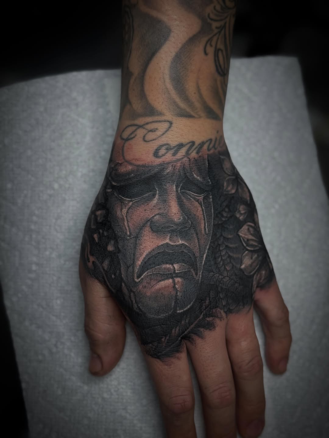 Tattoo by @cesarbee — black_and_grey, realism