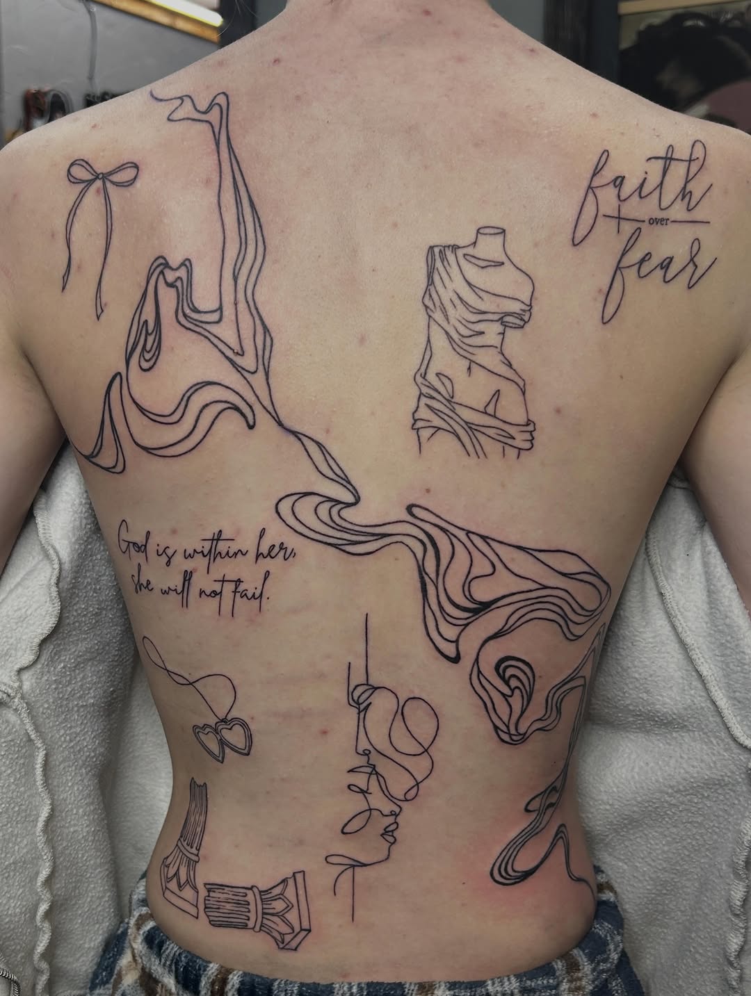 Tattoo by @galacticpasta โ fine_line