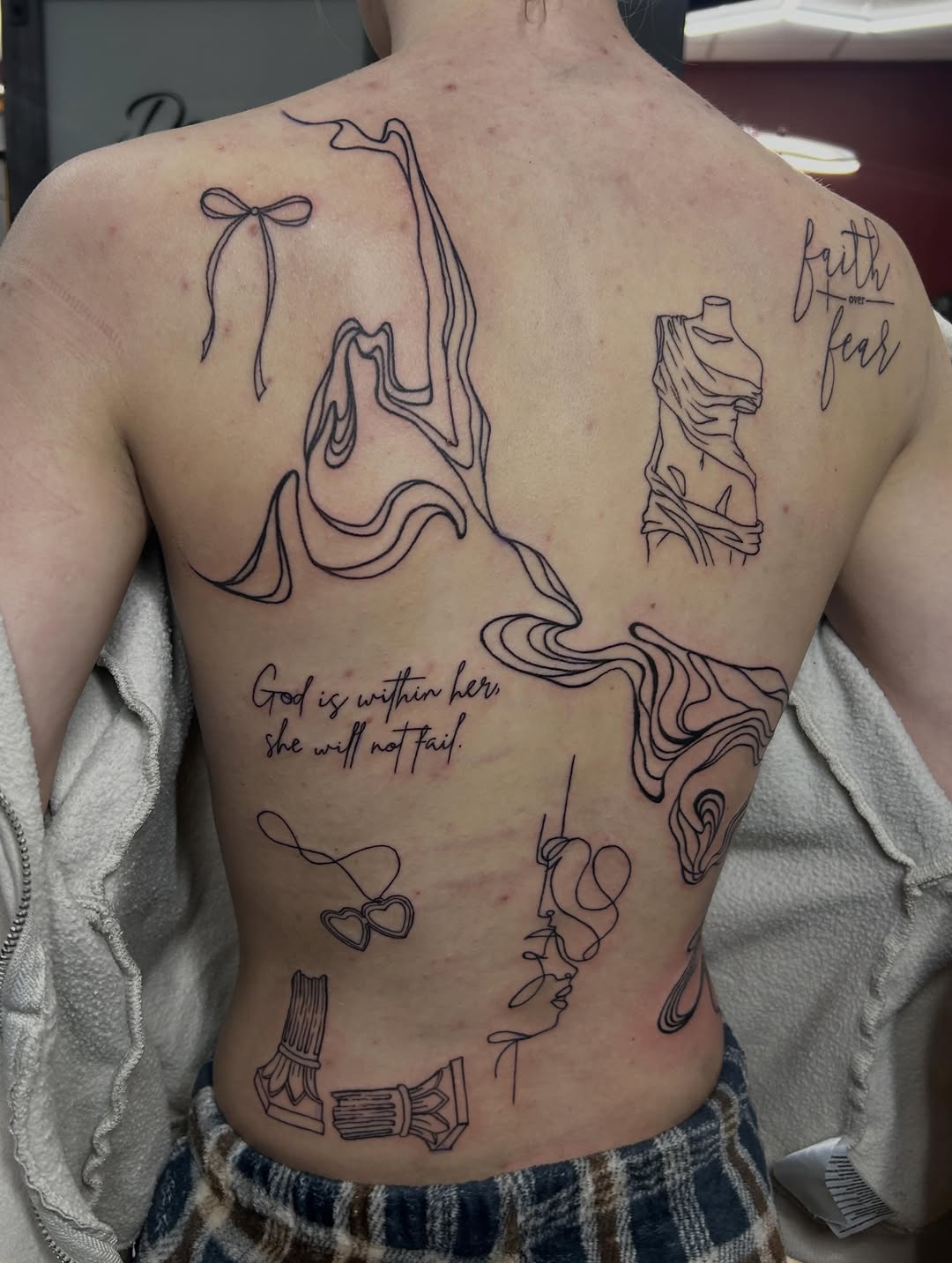 Tattoo by @galacticpasta โ fine_line