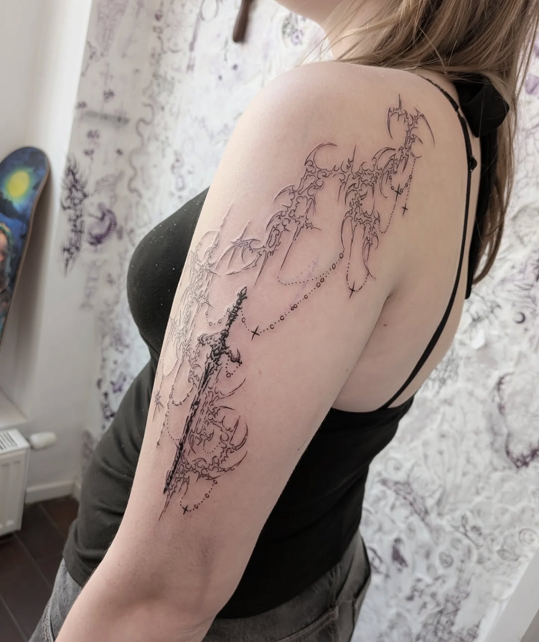 Tattoo by @dyni.morgho β fine_line, ornamental