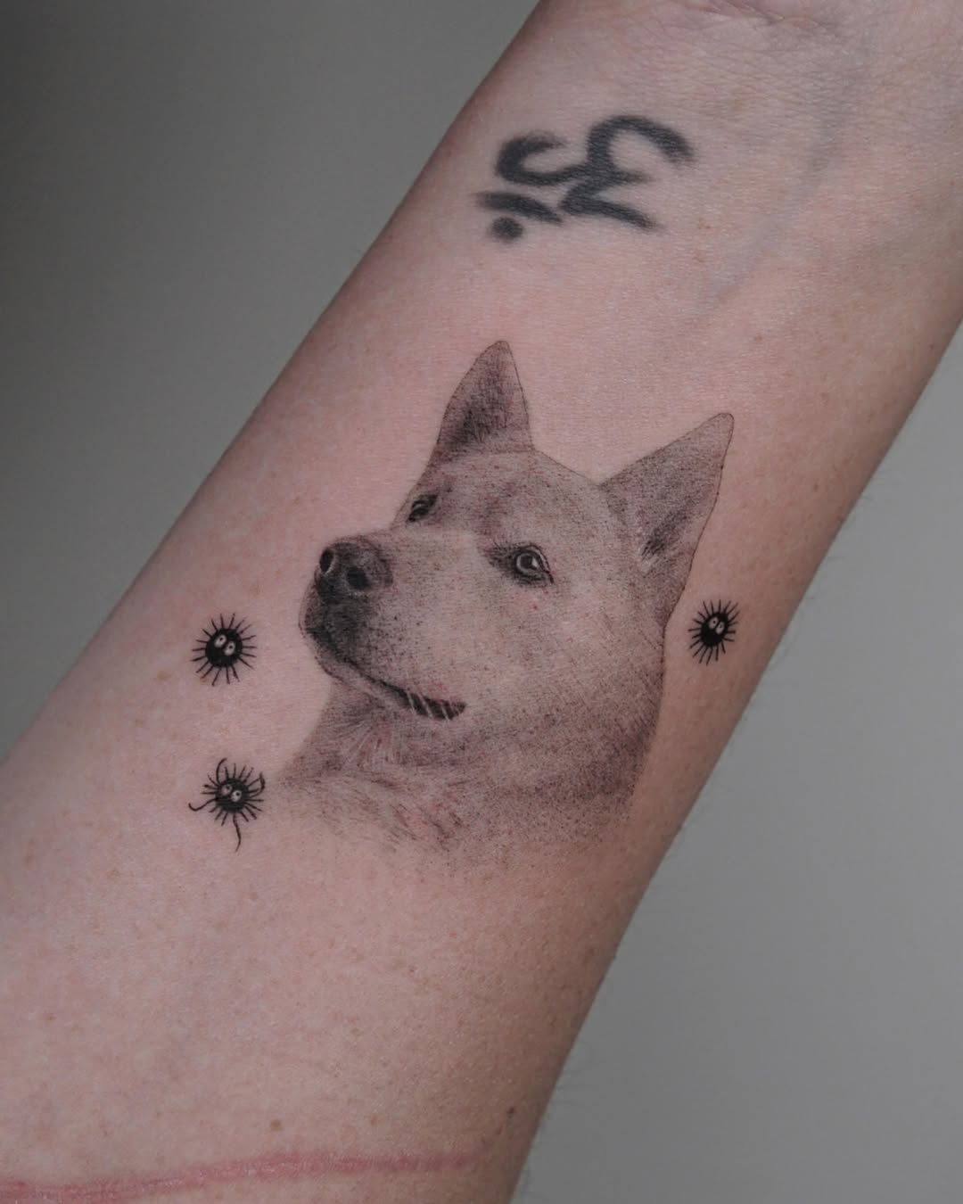 Tattoo by @alissajungink — realism, black_and_grey