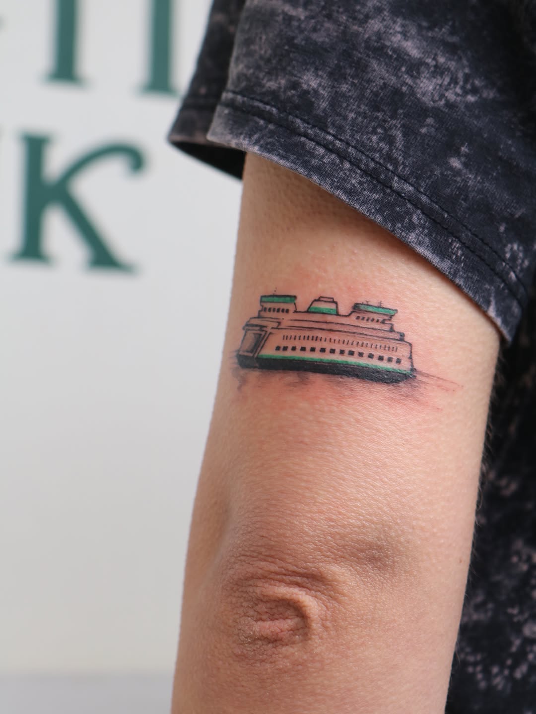 Tattoo by @kingtideink โ watercolor