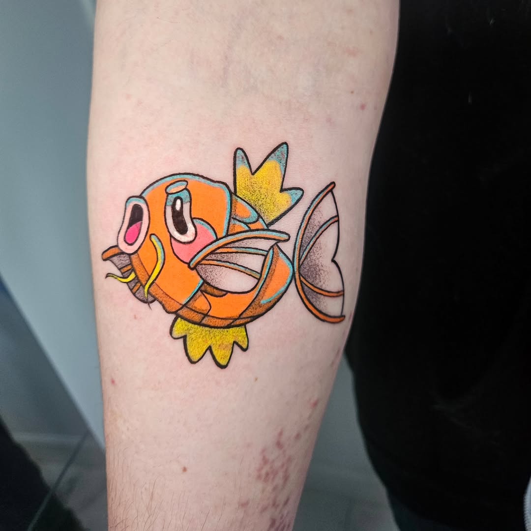 Tattoo by @grayscaleskies — new_school