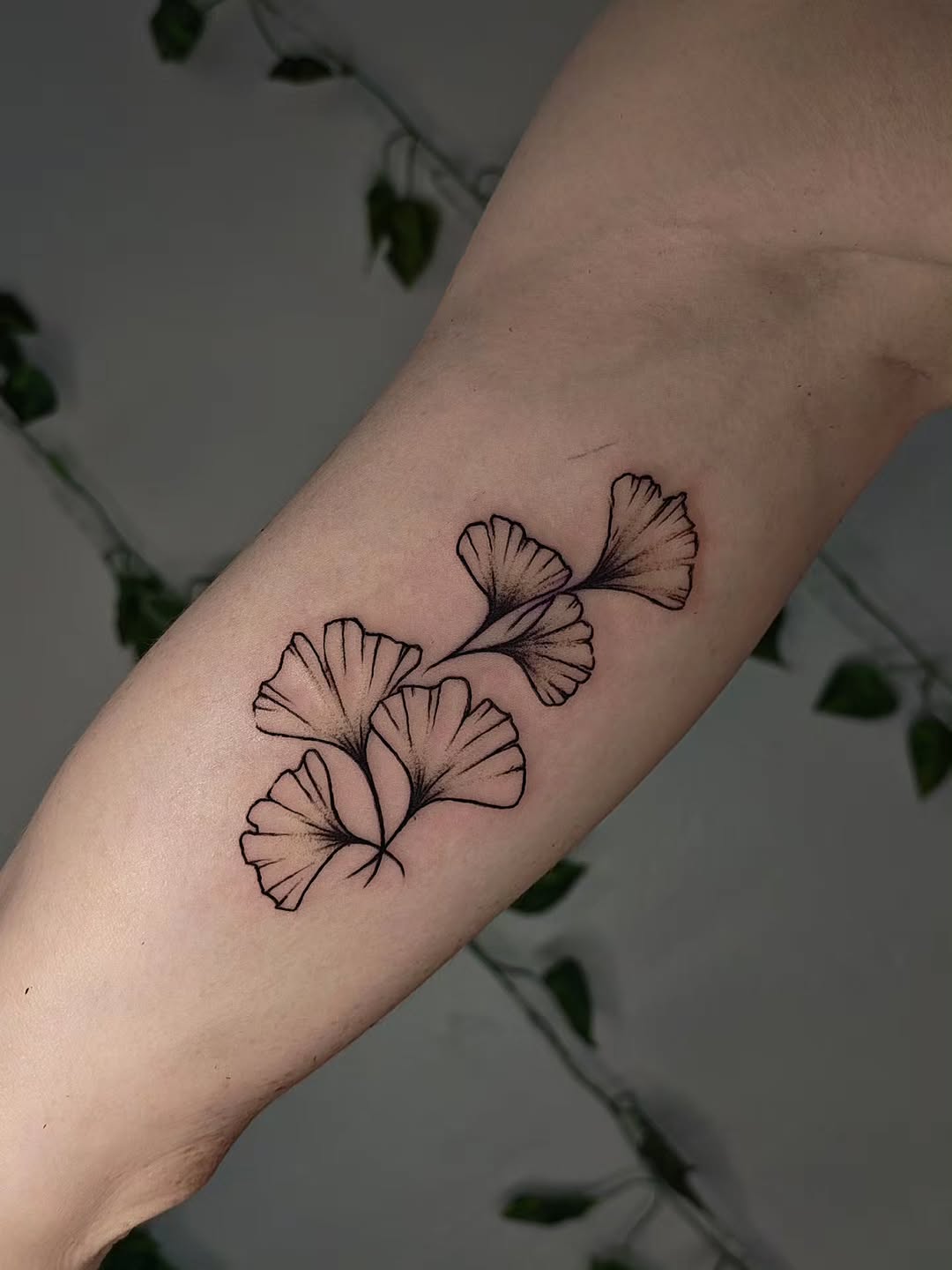 Tattoo by @lunatattoosya — fine_line