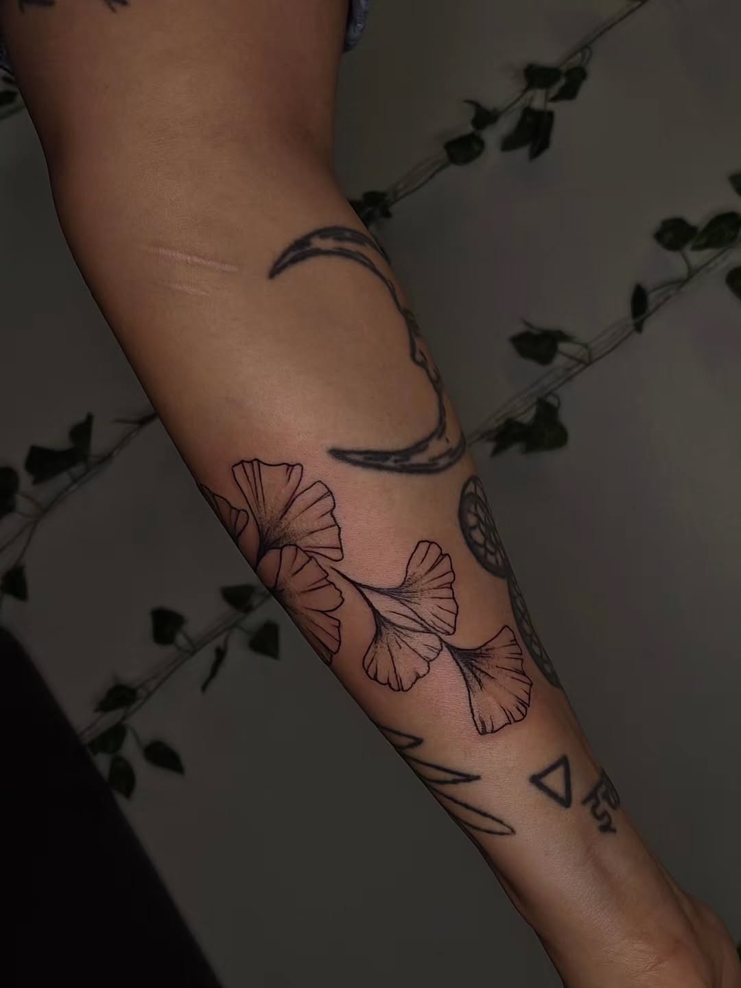 Tattoo by @lunatattoosya — fine_line