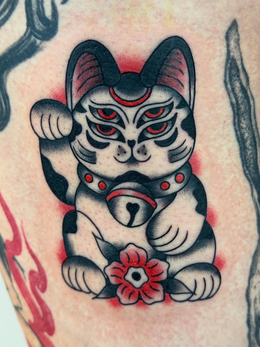 Tattoo by @dieslowtattoo โ american_traditional, neo_traditional