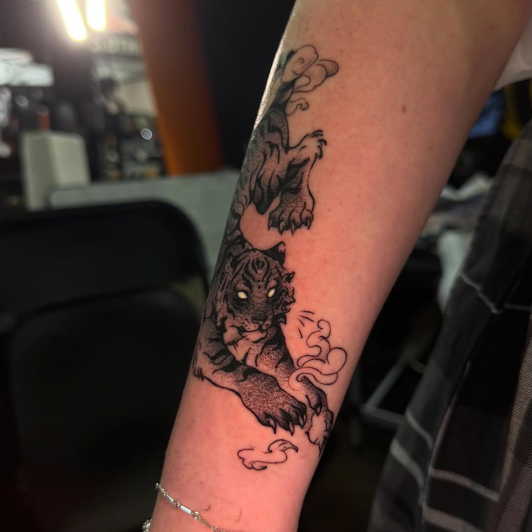 Tattoo by @prncjordnink — black_and_grey