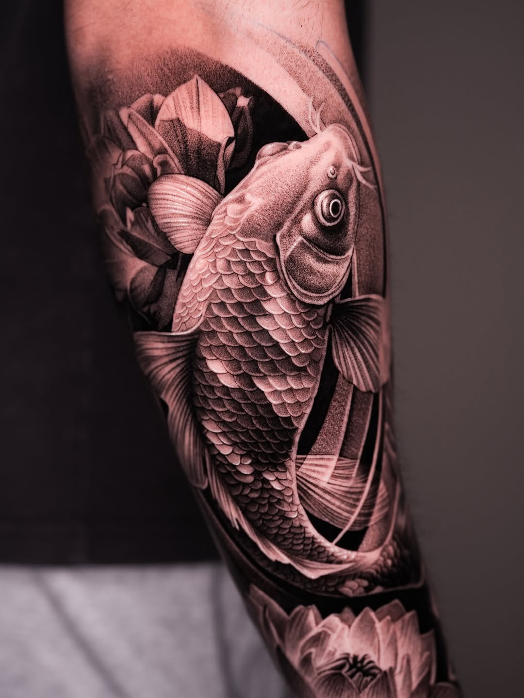 Tattoo by @tattooist_steven โ realism, dotwork
