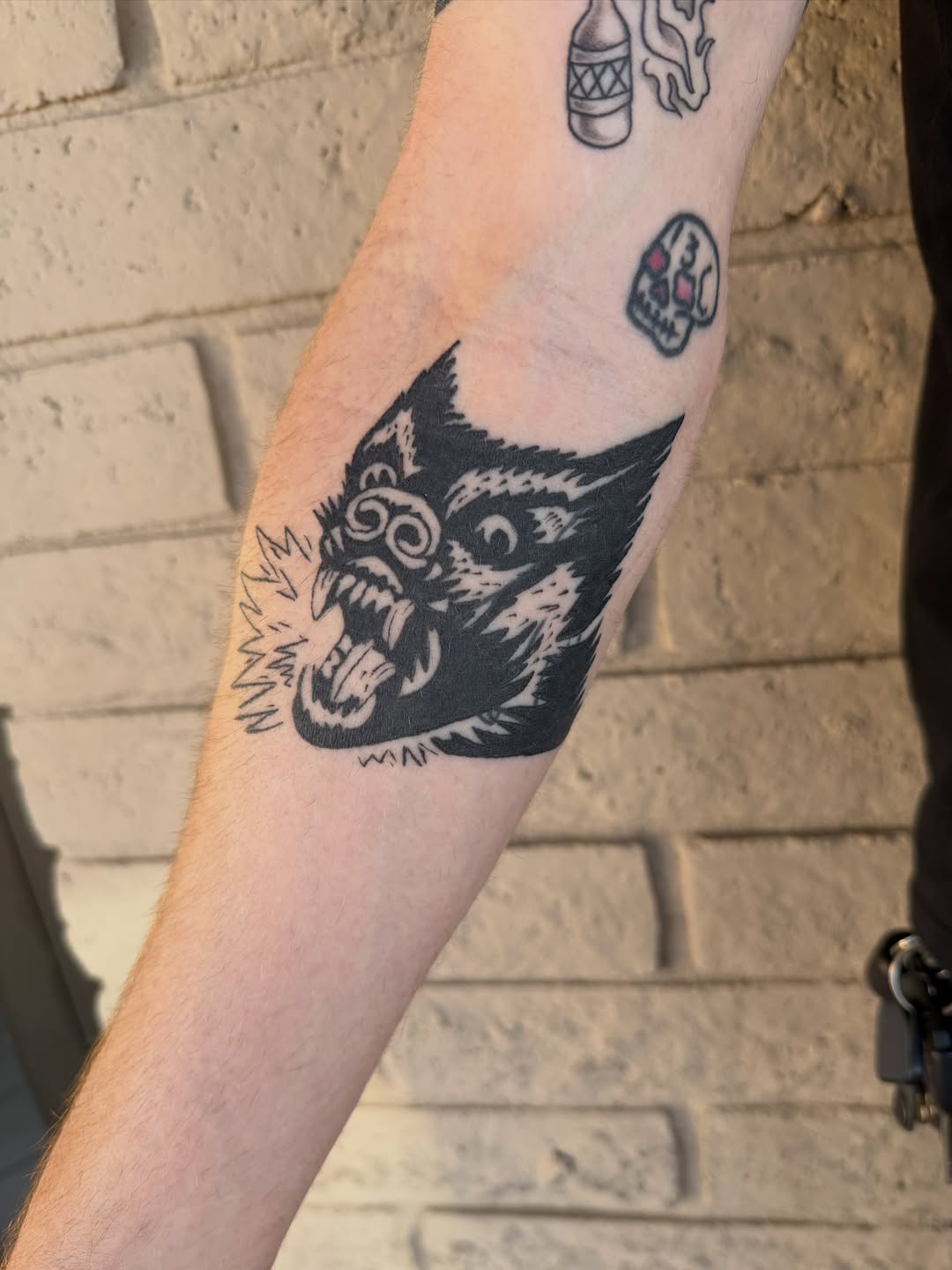 Tattoo by @kaylaj_tattoos — blackwork, ignorant