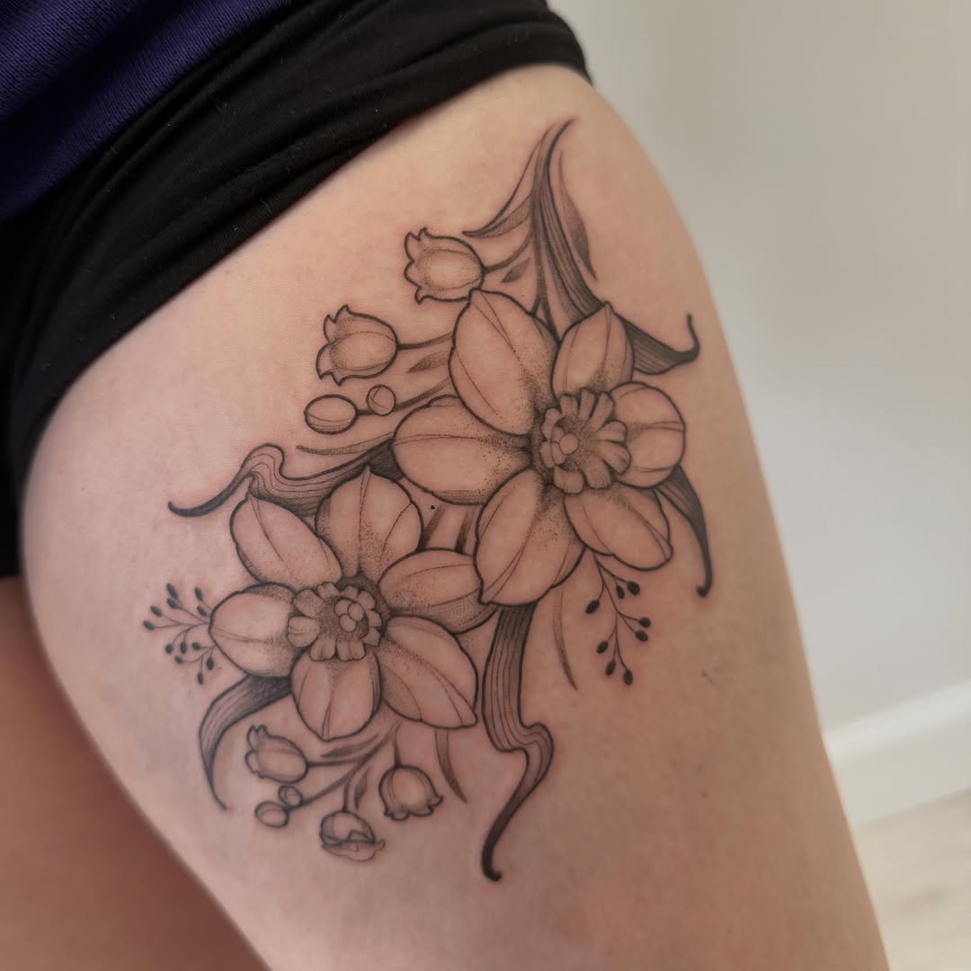 Tattoo by @gnomeshow — fine_line, black_and_grey