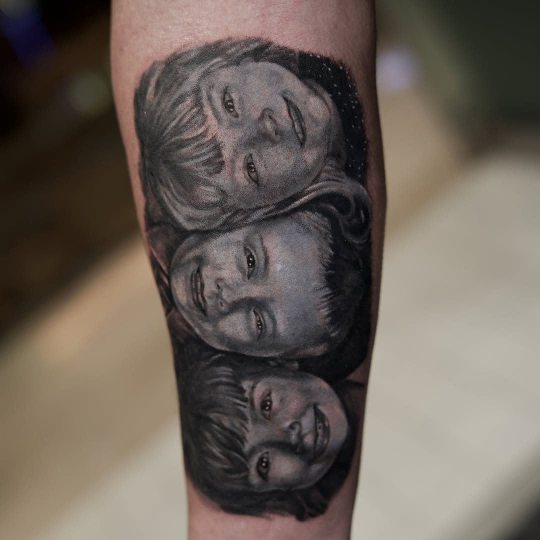 Tattoo by @raven_wood_tattoo โ realism, black_and_grey