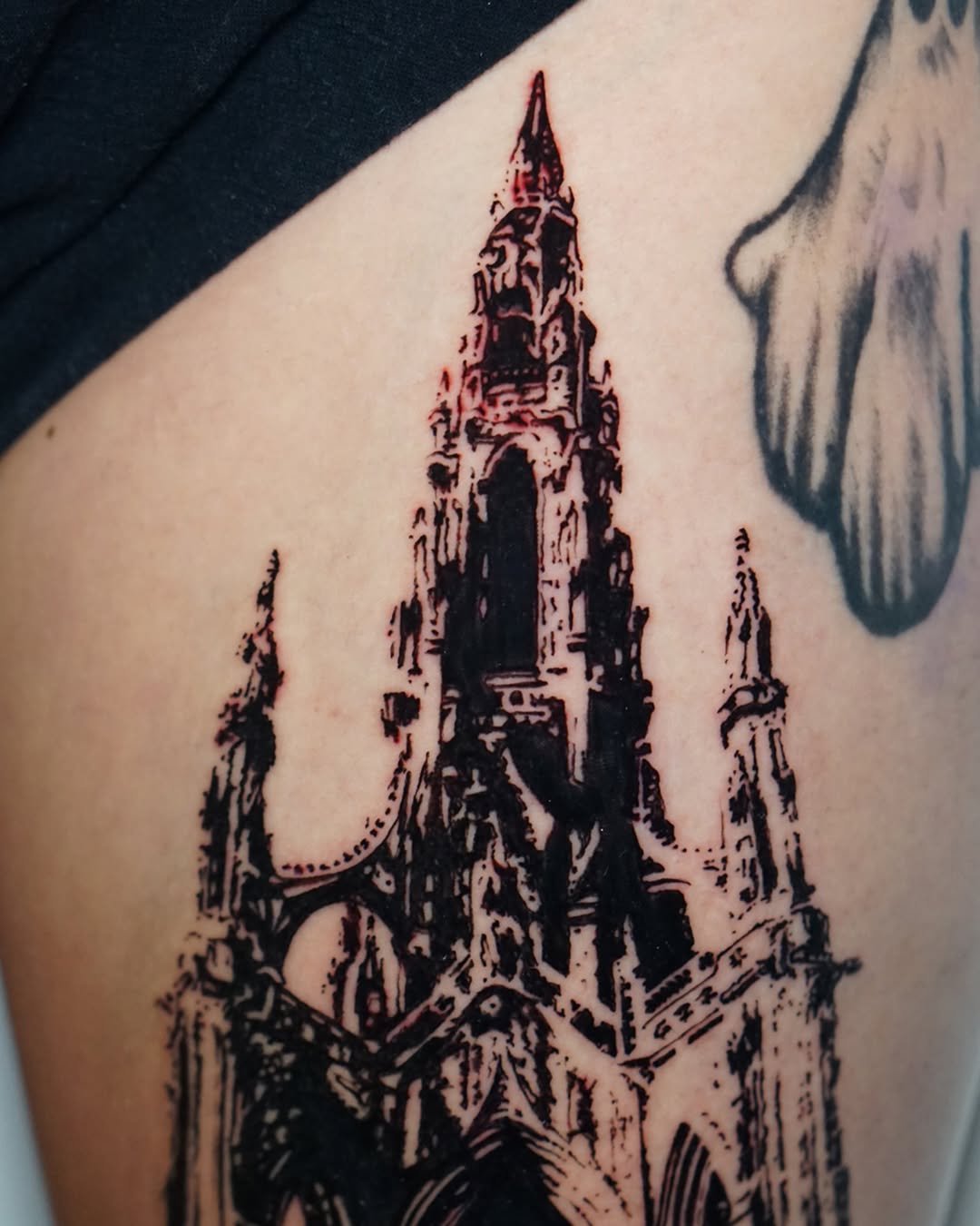 Tattoo by @theodrawsart โ blackwork