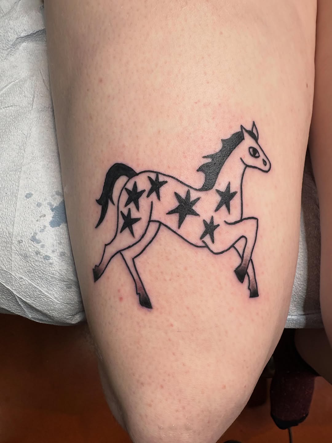 Tattoo by @yellietattoo — blackwork