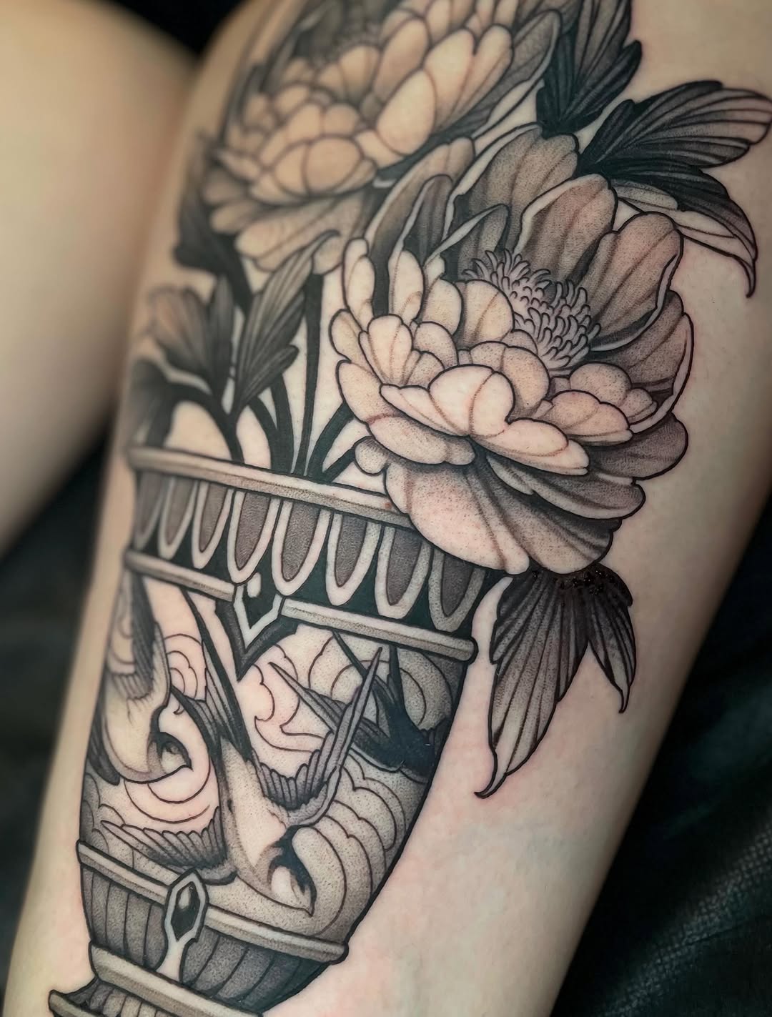 Tattoo by @madelart_ — black_and_grey, illustrative