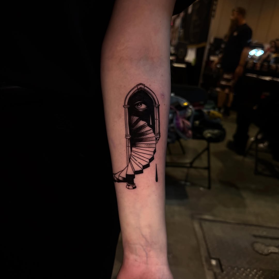 Tattoo by @prncjordnink — blackwork