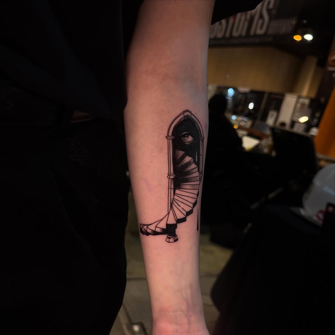 Tattoo by @prncjordnink — blackwork