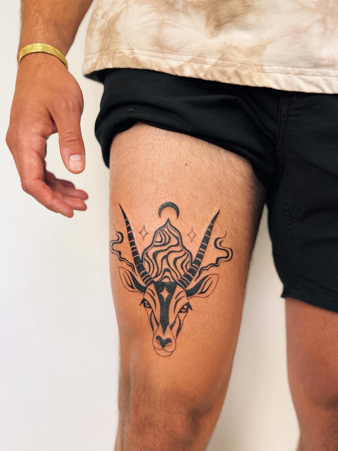 Tattoo by @billiestclairtattoos β blackwork