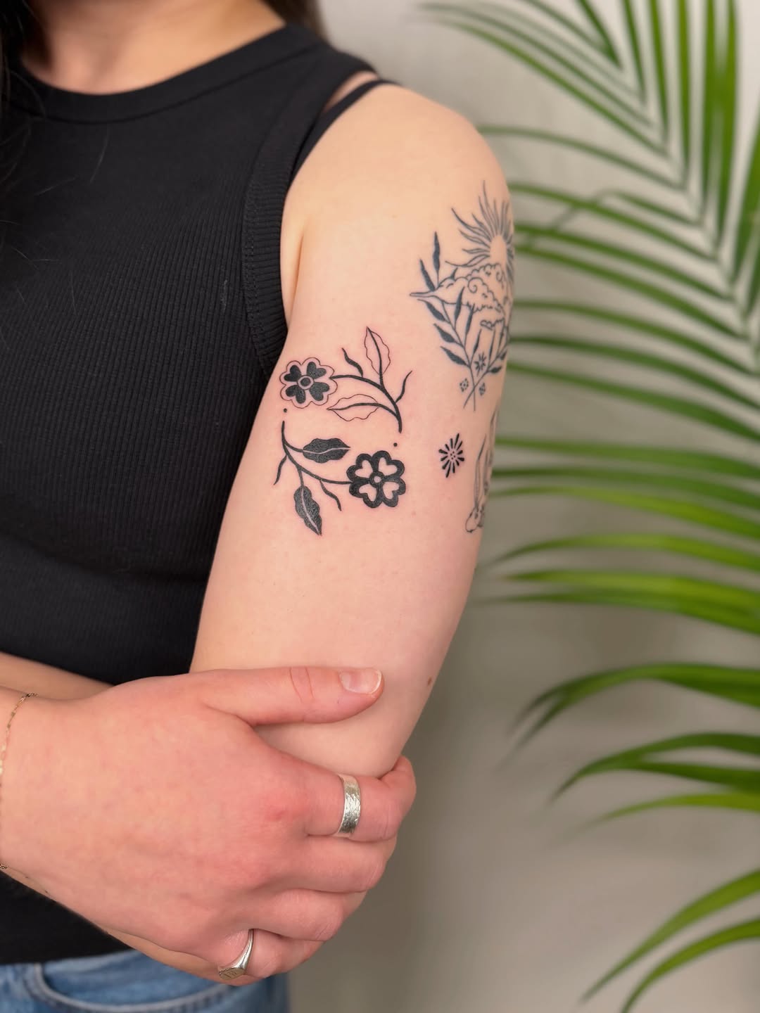Tattoo by @billiestclairtattoos β fine_line