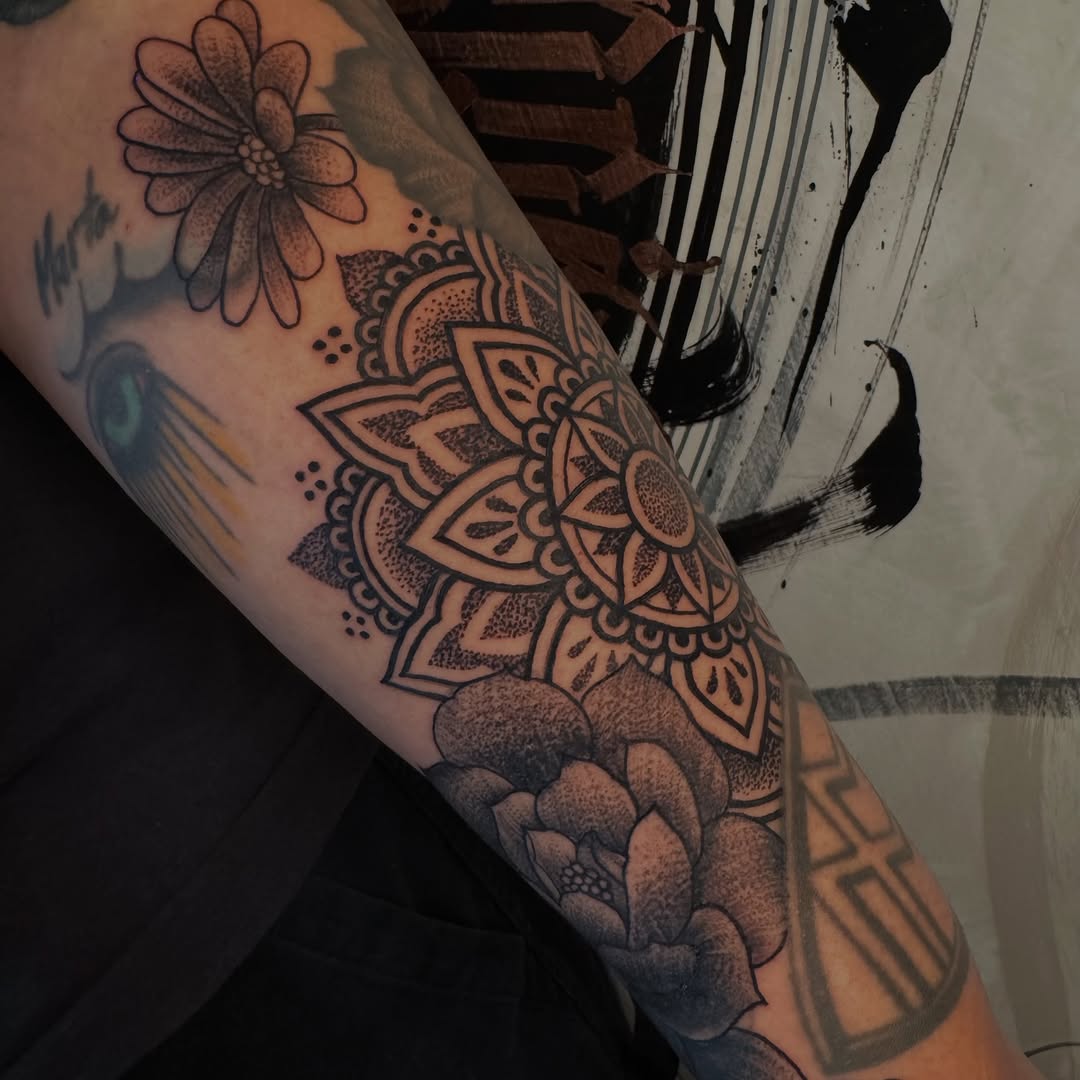 Tattoo by @chozentattoo — dotwork, black_and_grey
