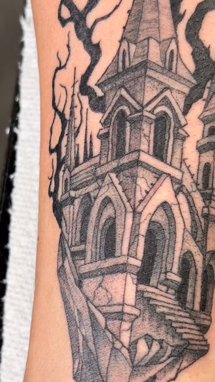 Tattoo by @saras_artistic_adventures — dark_realism, black_and_grey