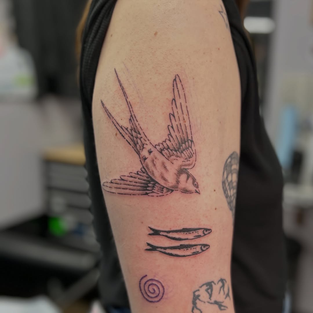 Tattoo by @natjohnson.tattoos โ black_and_grey
