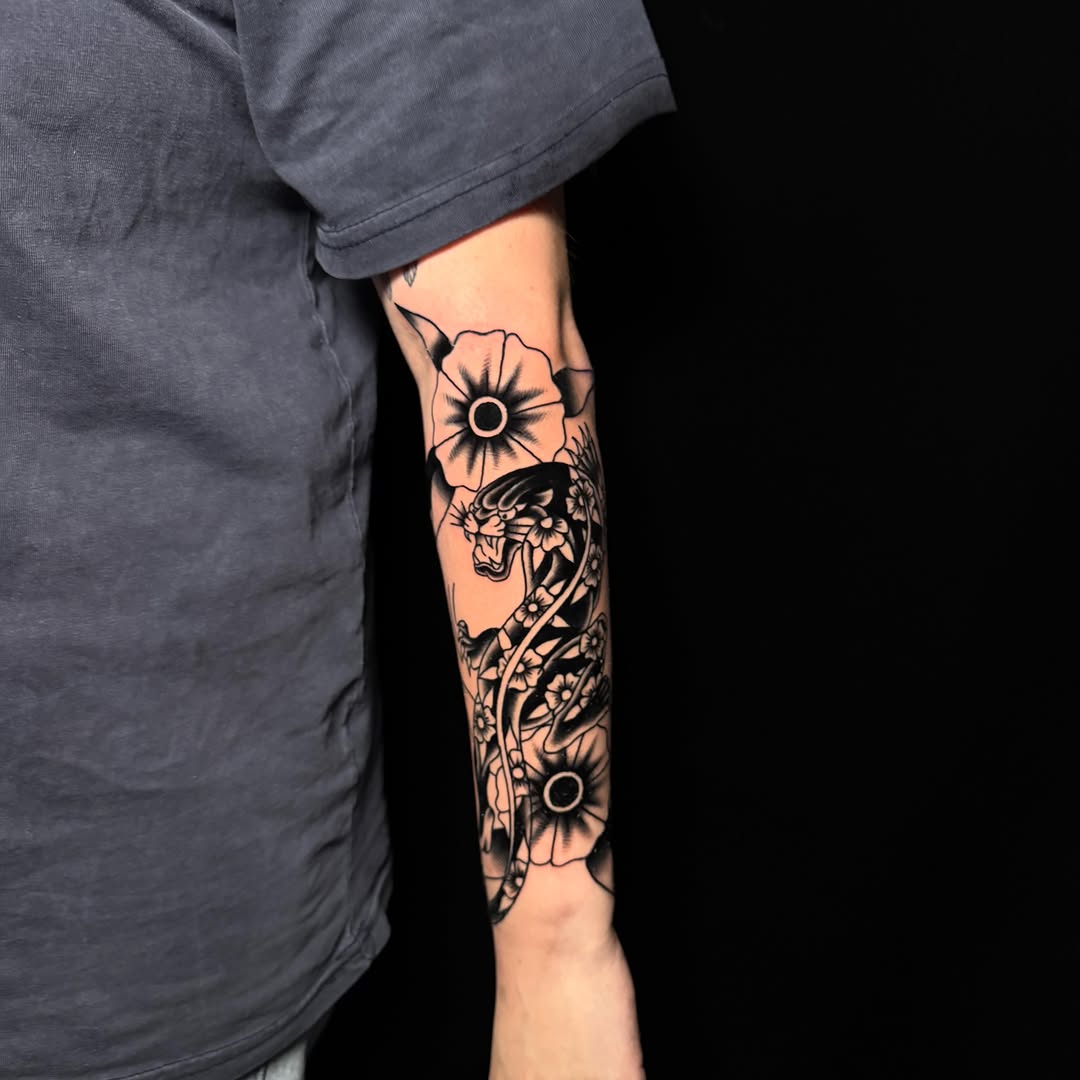 Tattoo by @noottattoo — american_traditional, blackwork