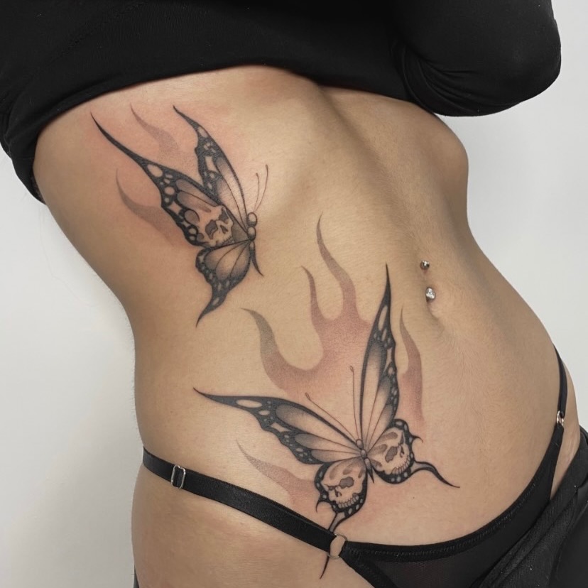 Tattoo by @vudi_tattoo — black_and_grey, fine_line
