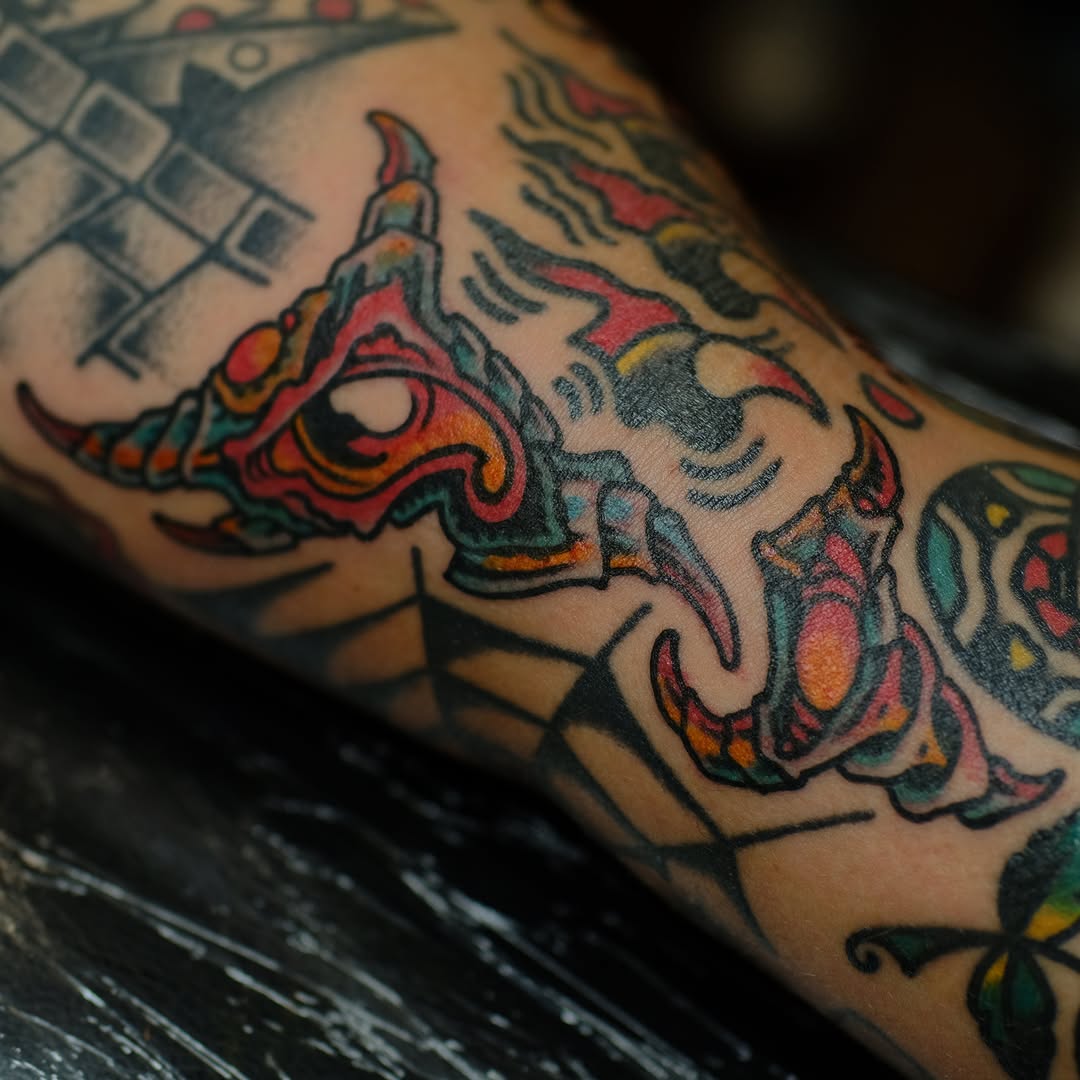 Tattoo by @closedhands — neo_traditional, japanese_irezumi