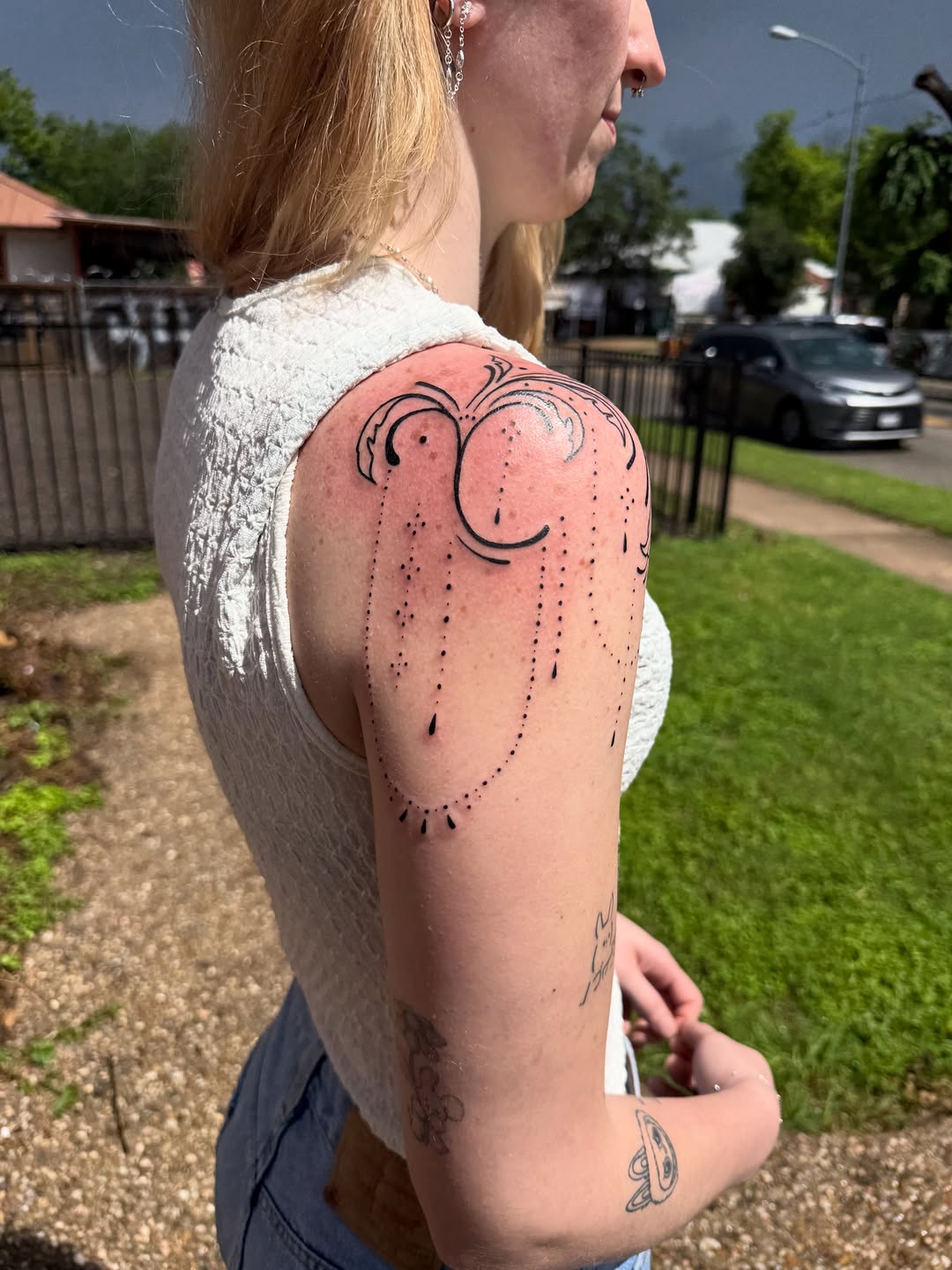 Tattoo by @manuinkatx — ornamental, fine_line