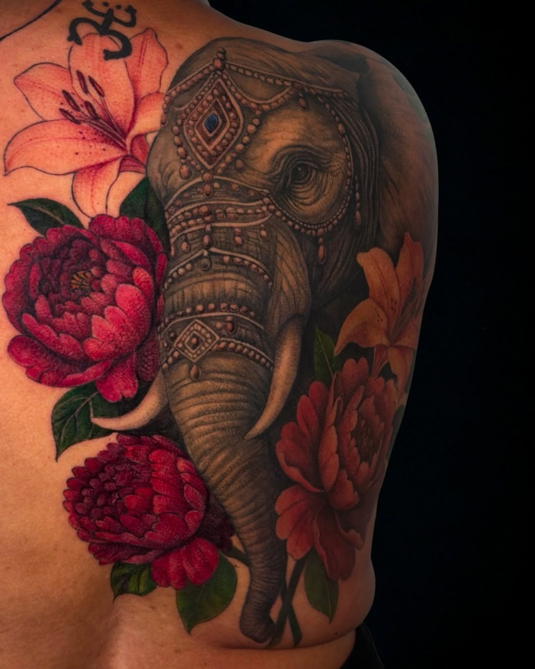 Tattoo by @inkbyyari — realism, black_and_grey