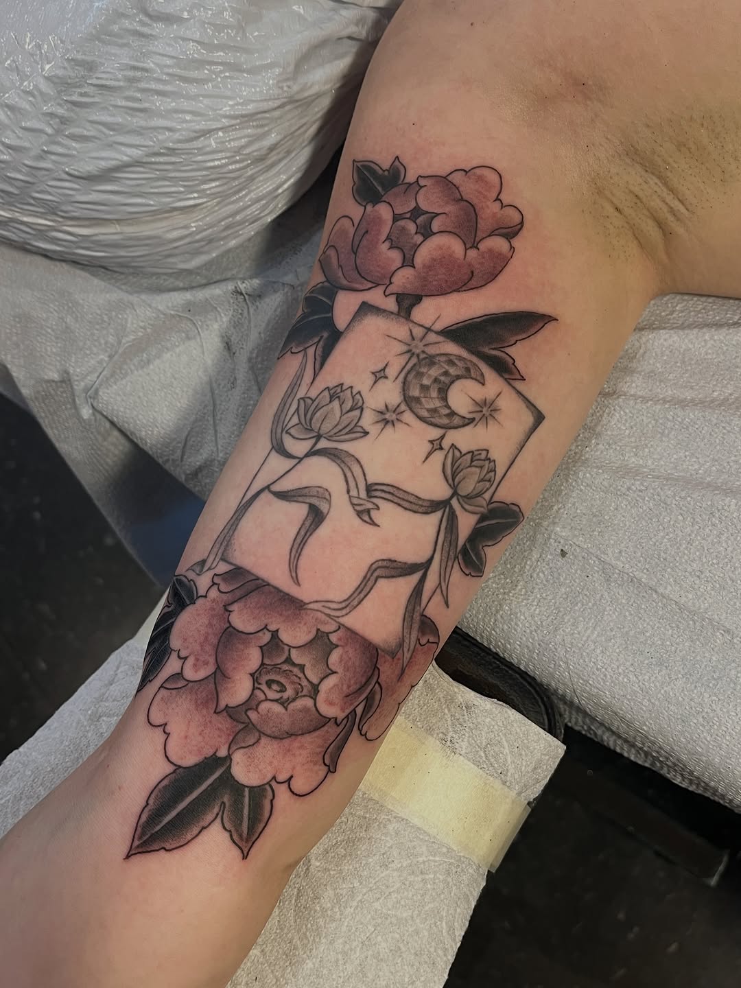 Tattoo by @zlctattoo — black_and_grey, fine_line