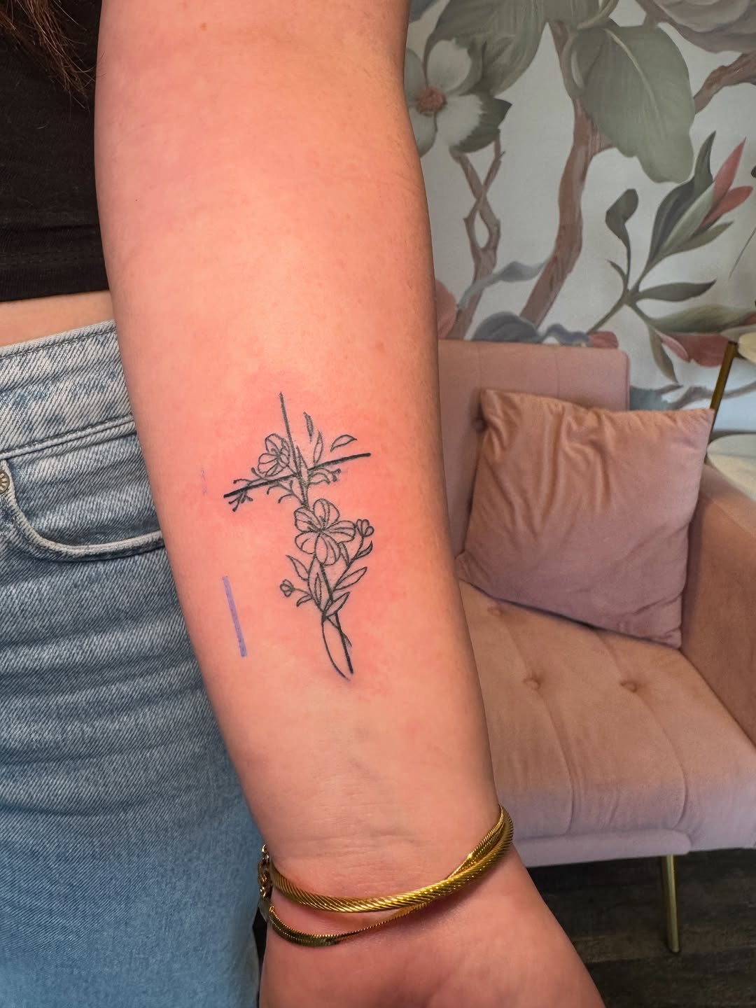 Tattoo by @kinz_ink — fine_line, illustrative