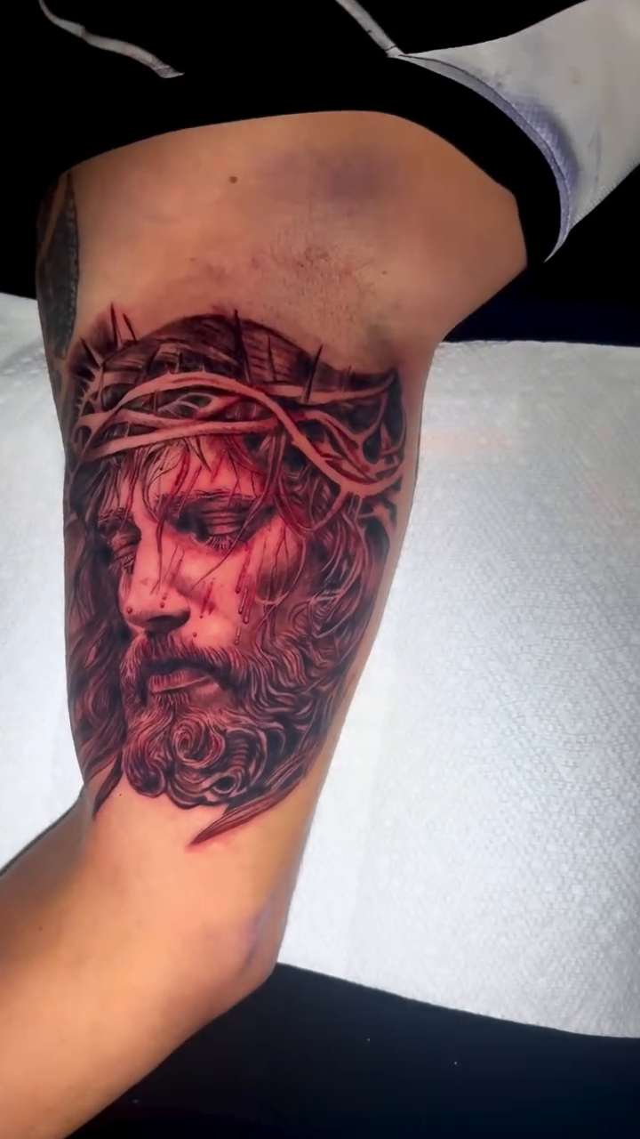 Tattoo by @ink_lozo β black_and_grey, realism