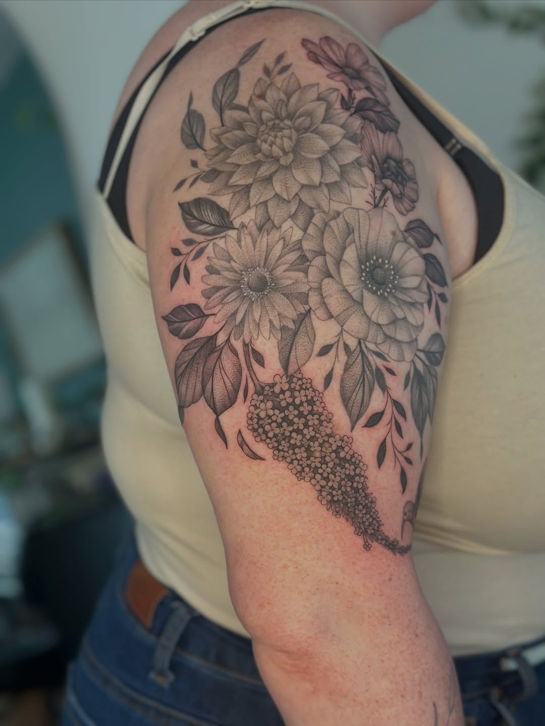 Tattoo by @vreevestattoo — black_and_grey, dotwork