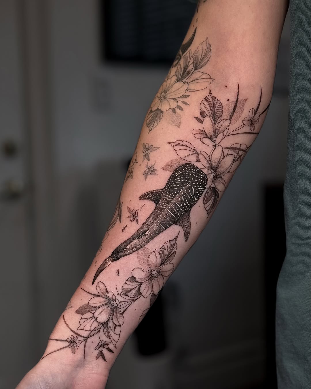 Tattoo by @victoria.tattoos โ black_and_grey
