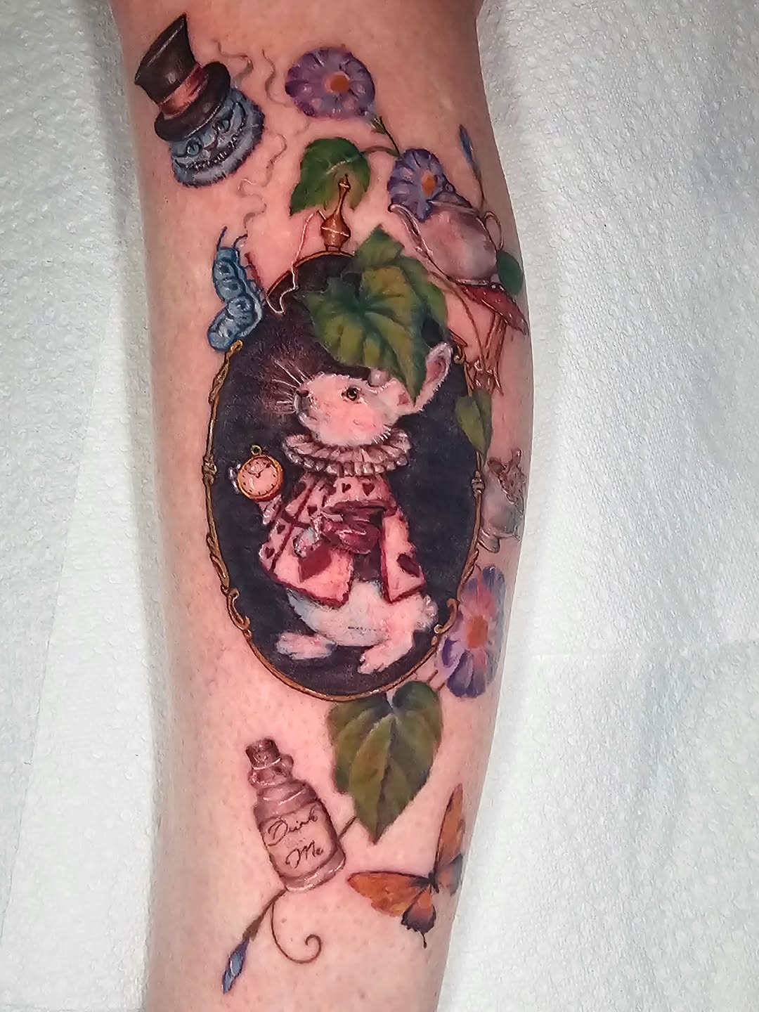 Tattoo by @madelynne_art_ — realism, fine_line