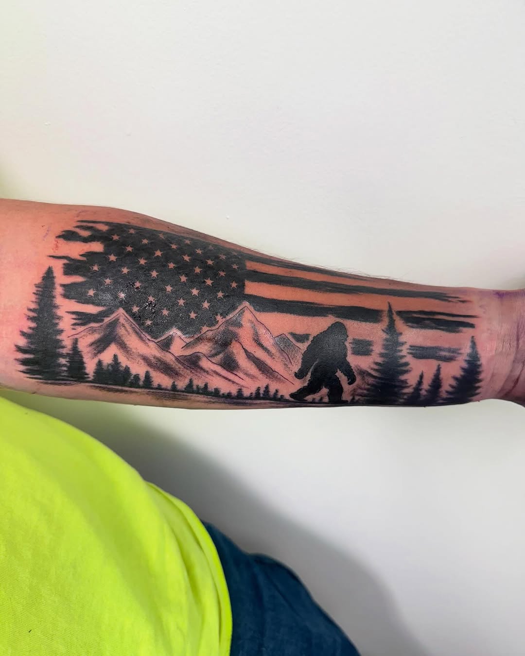 Tattoo by @be_raisin — blackwork