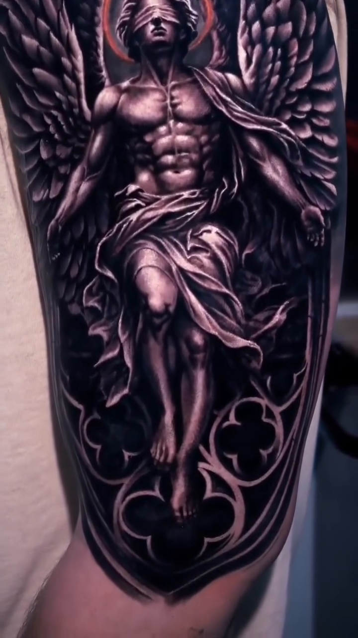 Tattoo by @lange_tattoo β black_and_grey, realism