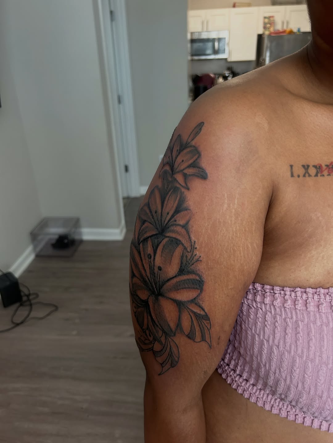 Tattoo by @nylainkedyou — black_and_grey, realism