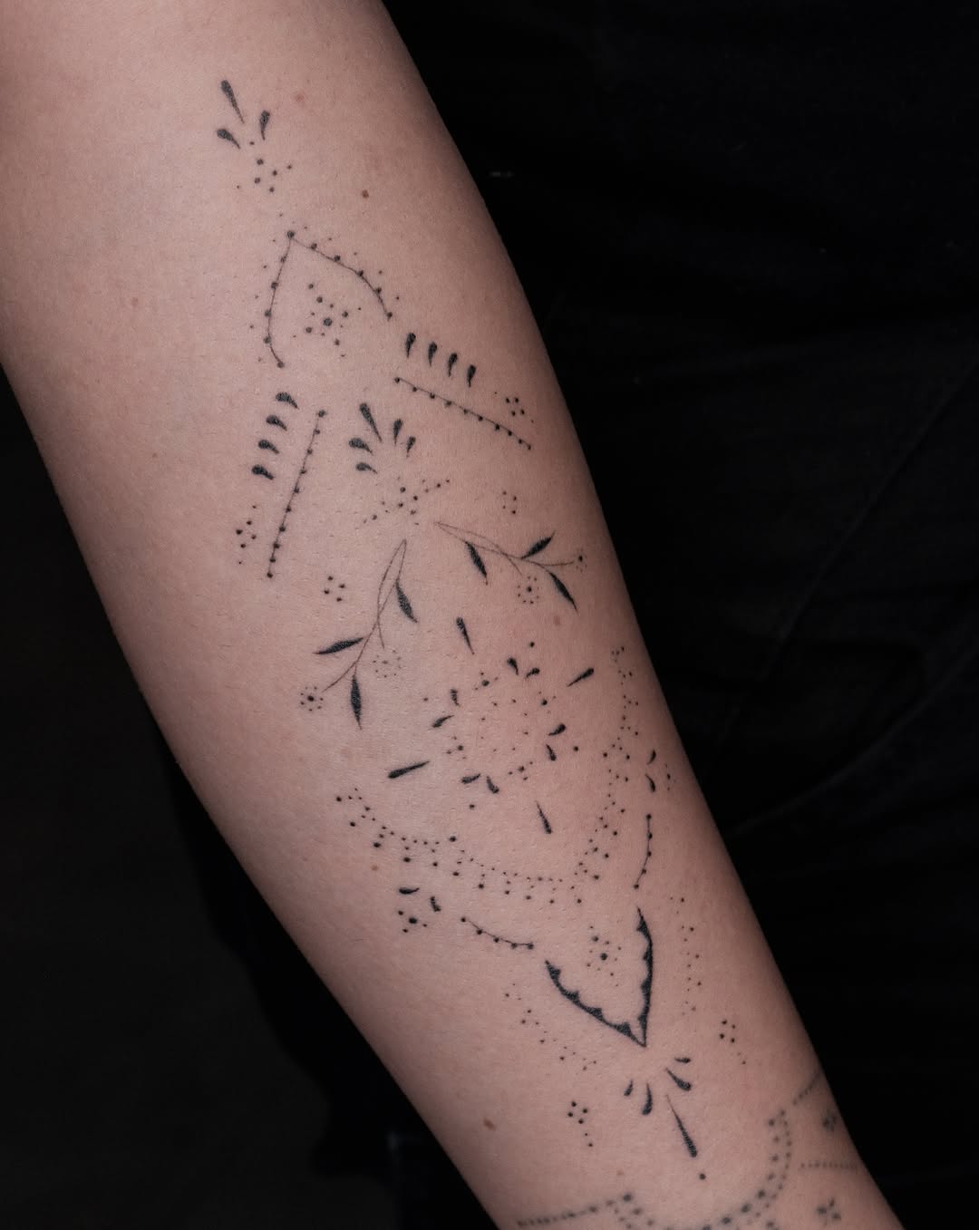 Tattoo by @corina.tattoo — dotwork, fine_line