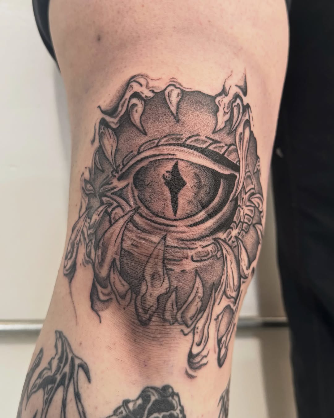 Tattoo by @beelzebubbers — realism, black_and_grey