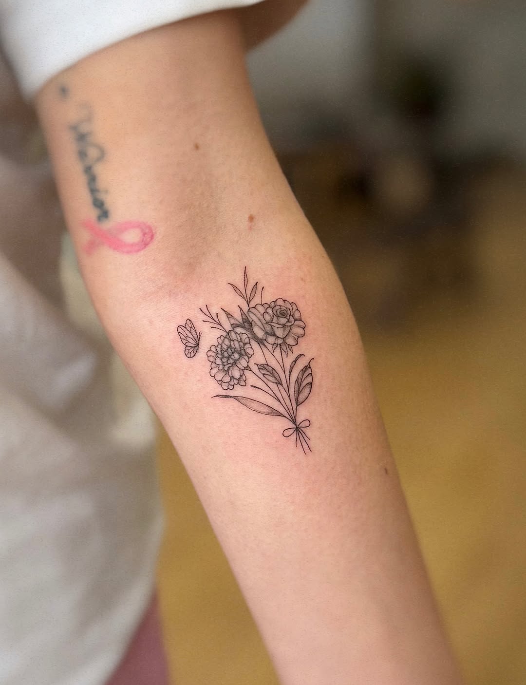 Tattoo by @olha.tattoo โ fine_line