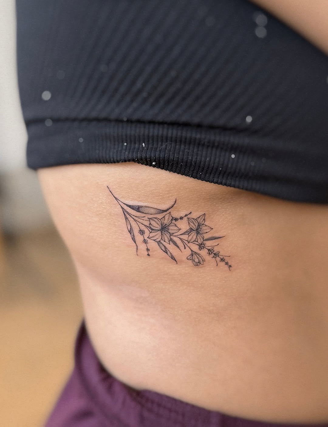 Tattoo by @olha.tattoo โ fine_line